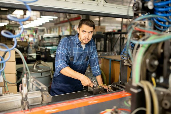 Révision des machines : les étapes clés à connaître